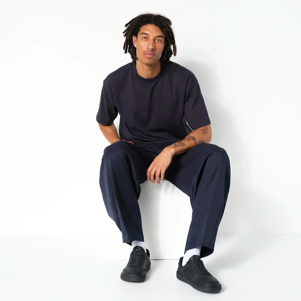 Black Sneakers for Work, School & Everyday Wear: What to Look For