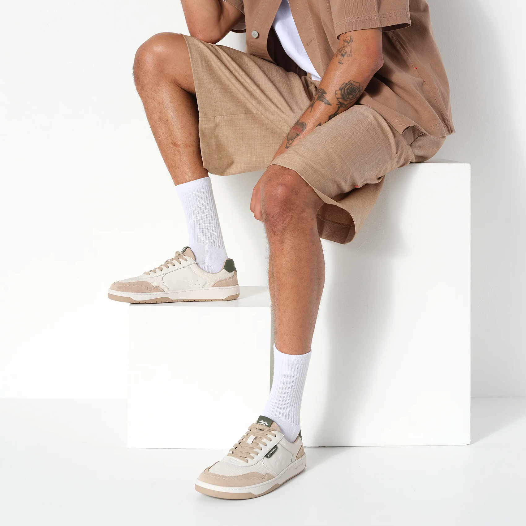 Axis - Off-White/Green
